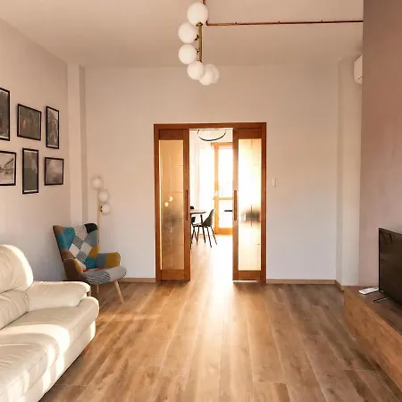 Apartamento Casa Angelini, Spacious Near The Center
