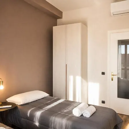 Casa Angelini, Spacious Near The Center Alba (Piedmont)