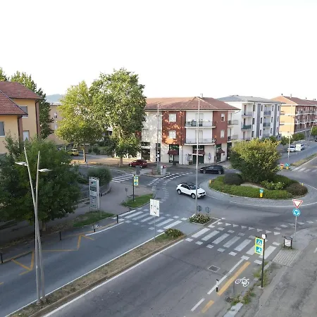 Casa Angelini, Spacious Near The Center Apartamento
